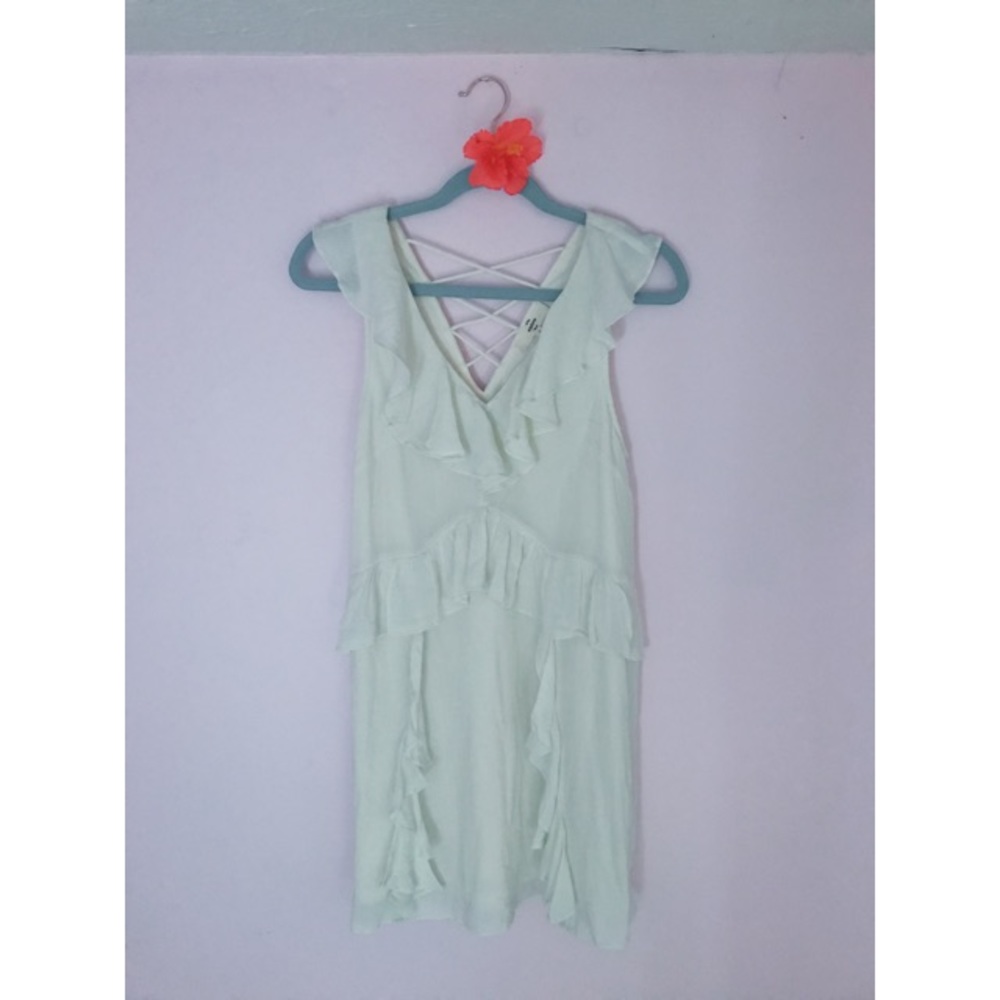 Entro | White Ruffle Dress